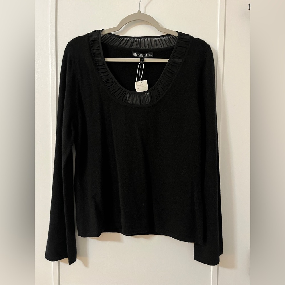 Lafayette 148 New York cashmere sweater NWT